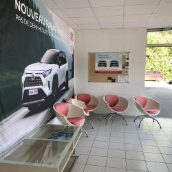 Toyota - Aveyron Automobiles - Villefranche-de-rouergue     Villefranche De Rouergue