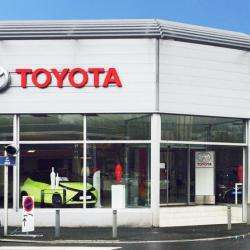 Garagiste et centre auto Toyota Tta Normandie Concessionnaire - 1 - 