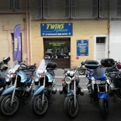 Moto et scooter Twins Raleurs - 1 - 