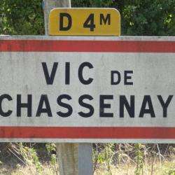 Vic De Chassenay Vic De Chassenay