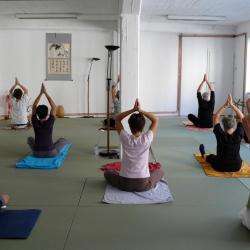 Yoga Yoga Asana - 1 - 