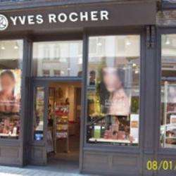 Yves Rocher Lens