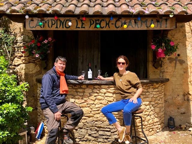 Camping Le Pech Charmant - Dordogne  Les Eyzies De Tayac Sireuil