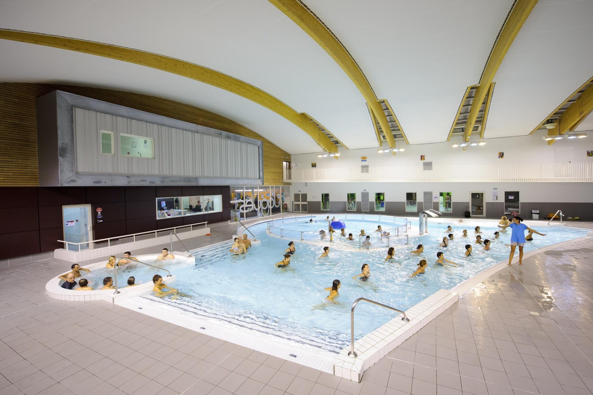 Centre Aquatique Les Vagues Meyzieu