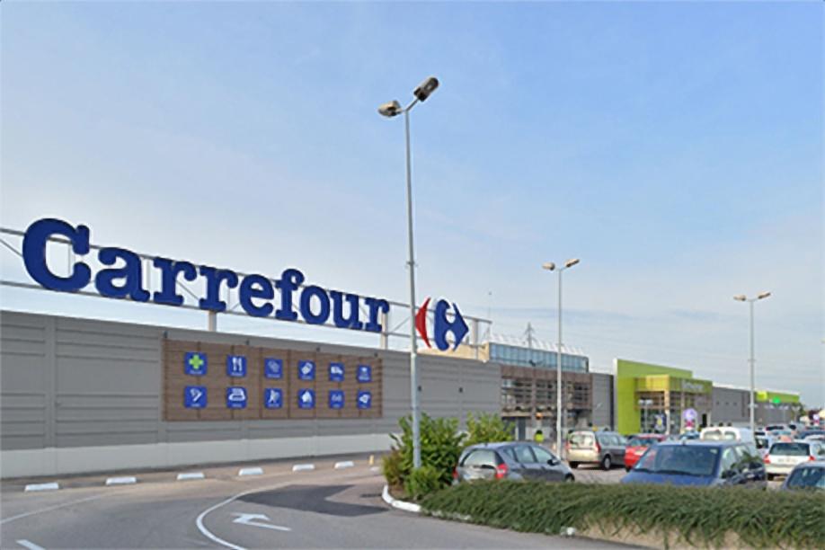 Centre Commercial Carrefour Limay Limay