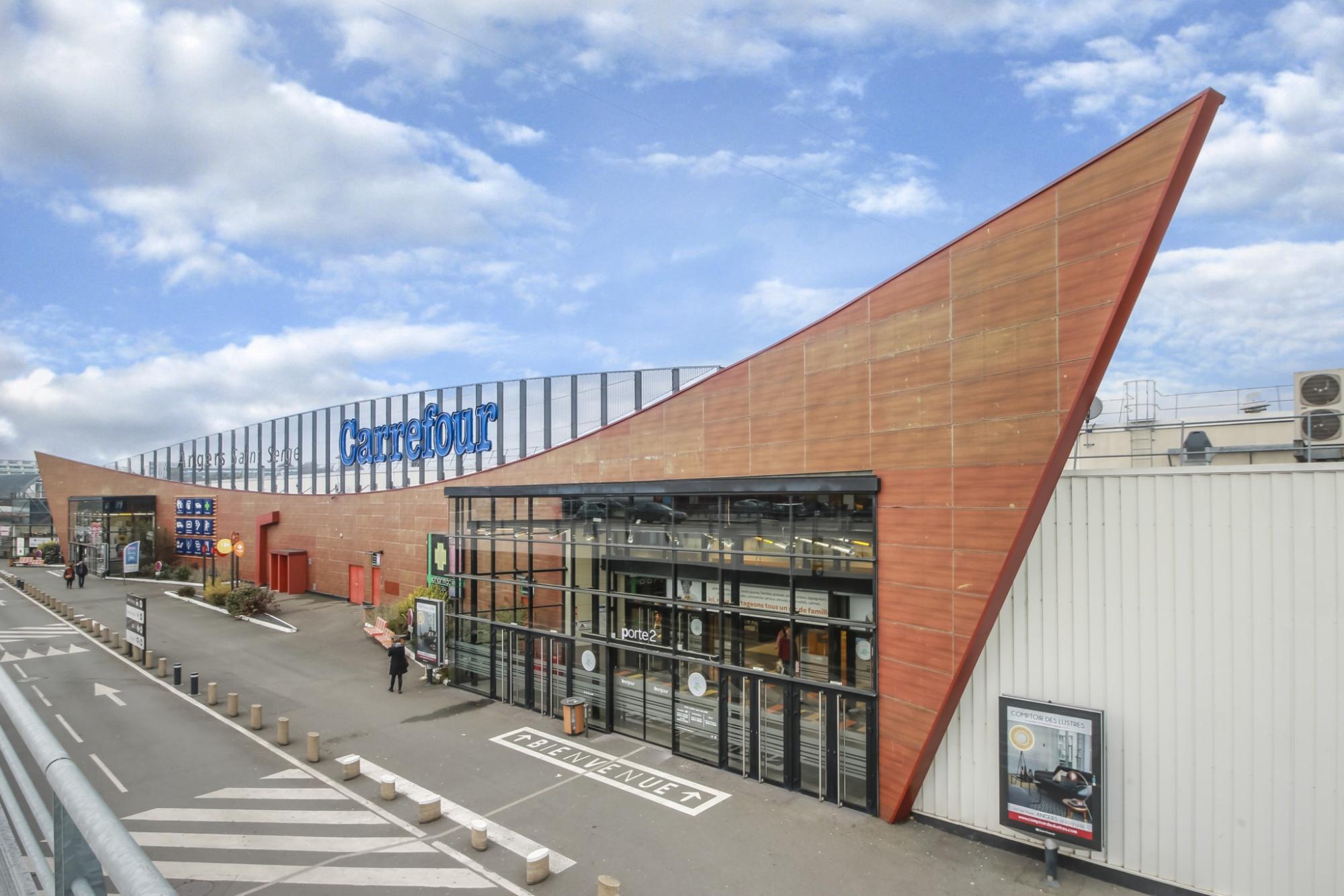 Centre Commercial Carrefour Saint-serge Angers