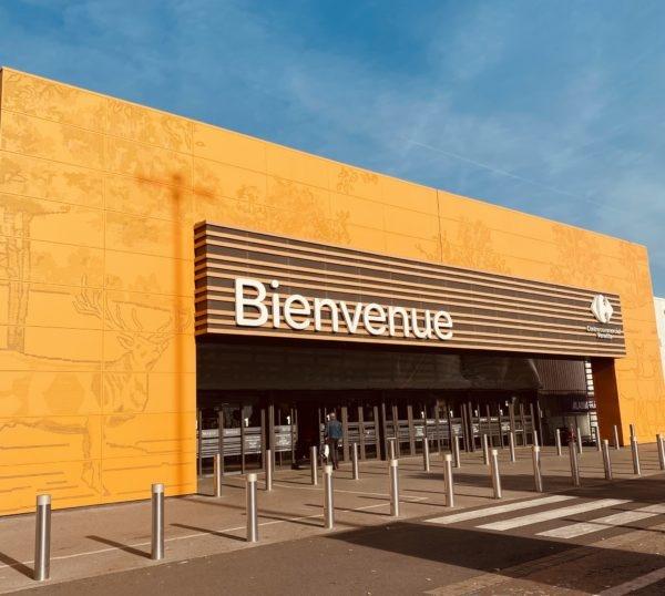 Centre Commercial Carrefour Venette Venette