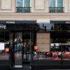 Emporio Armani Caffe Paris