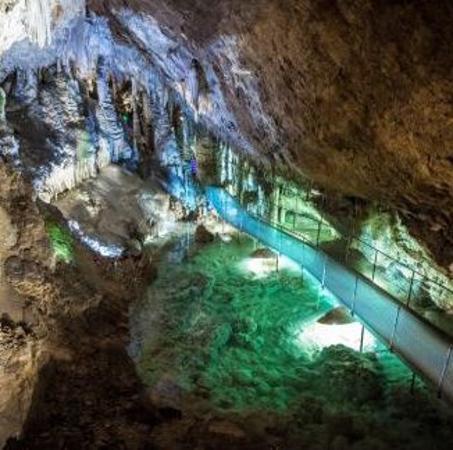 Grottes Des Canalettes Corneilla De Conflent