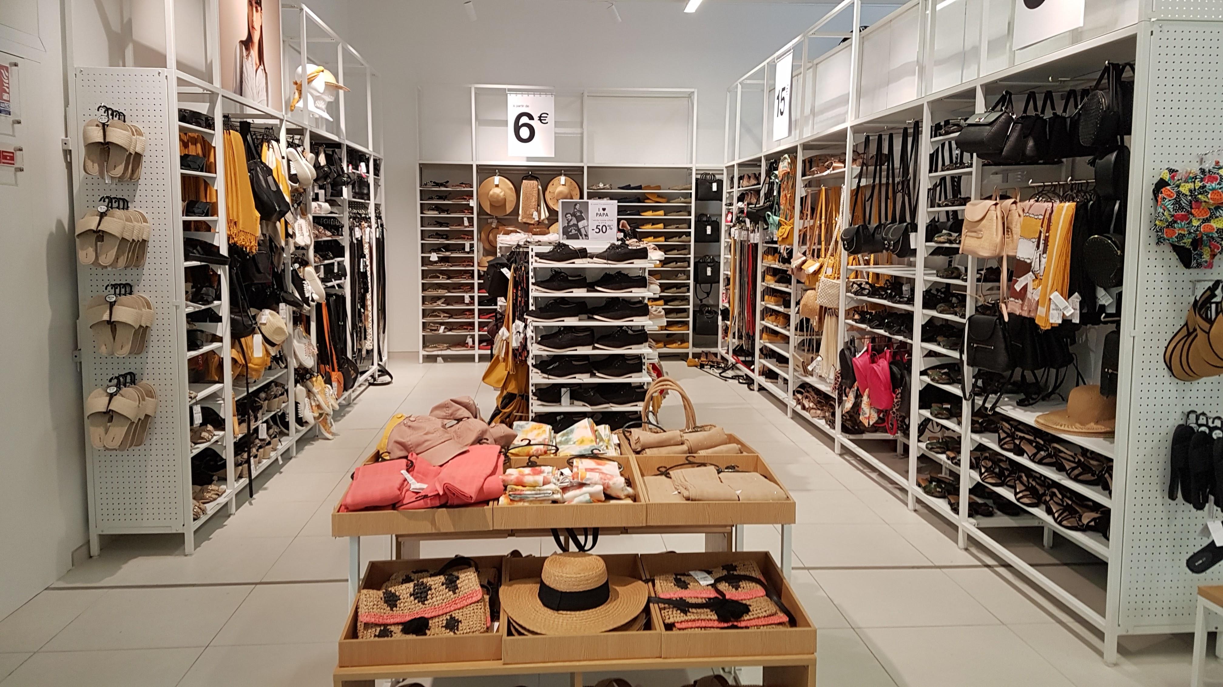 Kiabi Chaussures Saint Grégoire 35760 (adresse, horaire et avis)