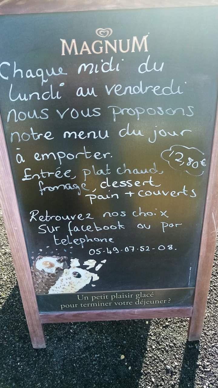 L'auberge Du Cheval Blanc  Brioux Sur Boutonne