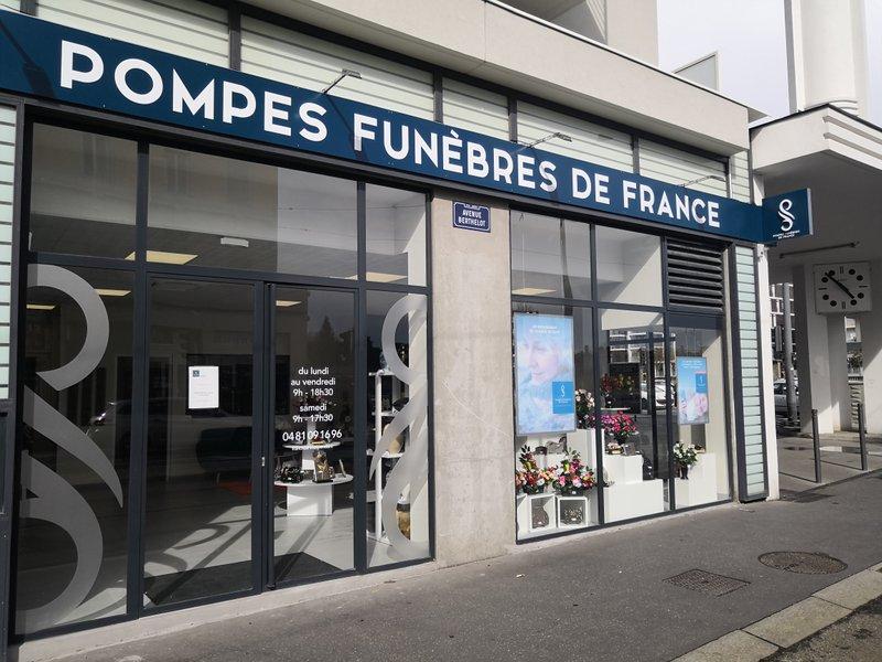 Pompes Funèbres De France - Lyon Berthelot Lyon